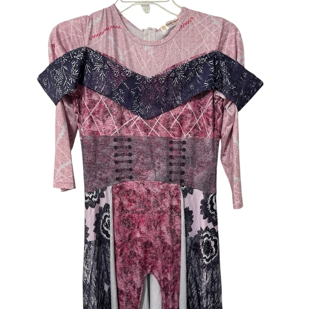 Descendants 3 Aurora Costume Pink and Black Patterned Size 140 (Kids Size 10)